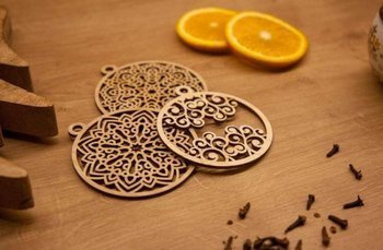 Bombki świąteczne duże - 15 cm